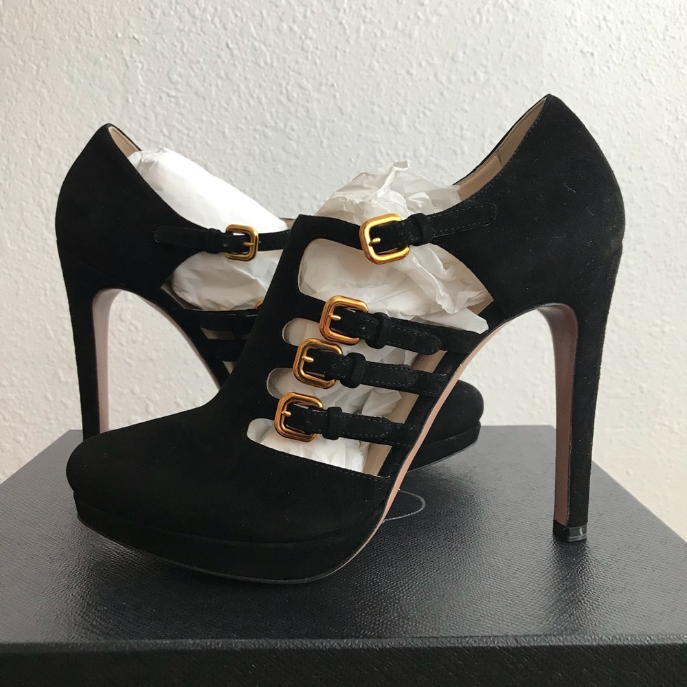 Prada Camoscio Booties Size 39 NIB